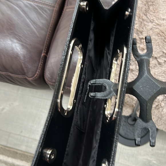 Classy BKACK CLUTCH with SILVER Handle - Picture 6 of 14